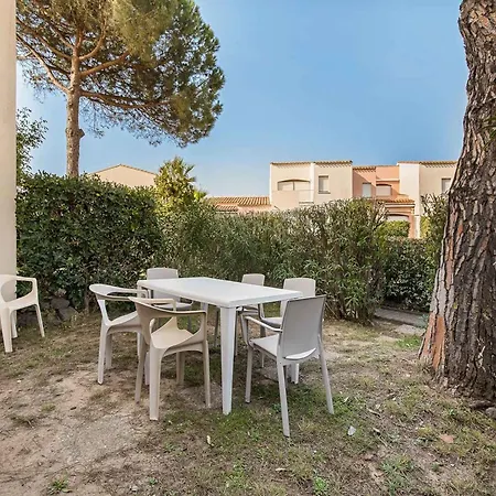 Apartament Cozy Beachside In *