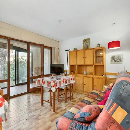 Cozy Beachside In Apartament Agde